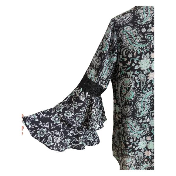 Est. 1946 Floral Bell Sleeve Blouse Size M - Picture 4 of 4
